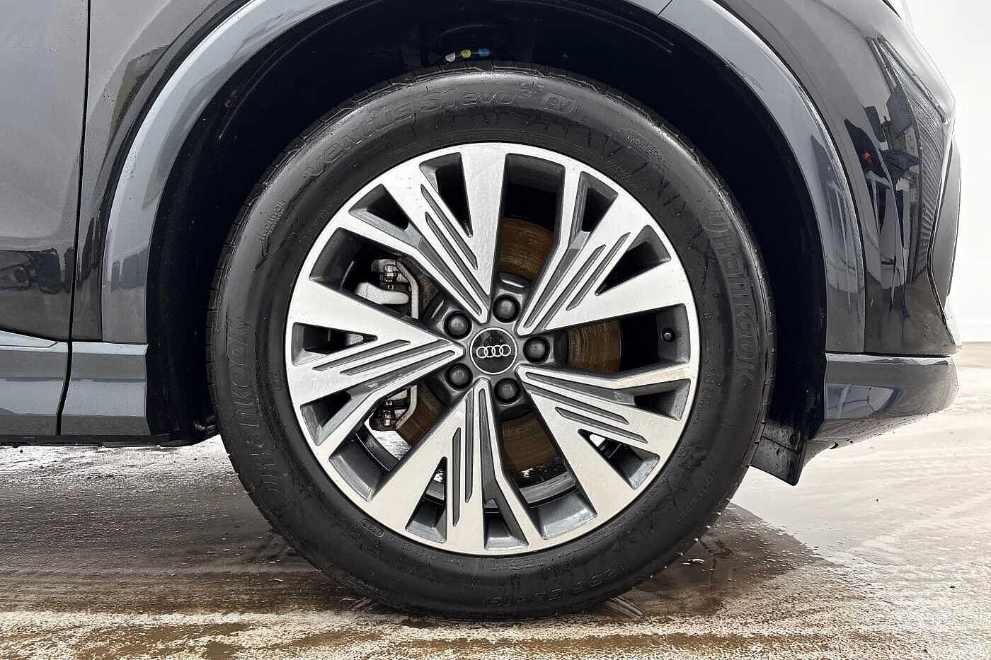 Used Audi Q4 e-tron 2025 for sale - 77546596: Photo 6