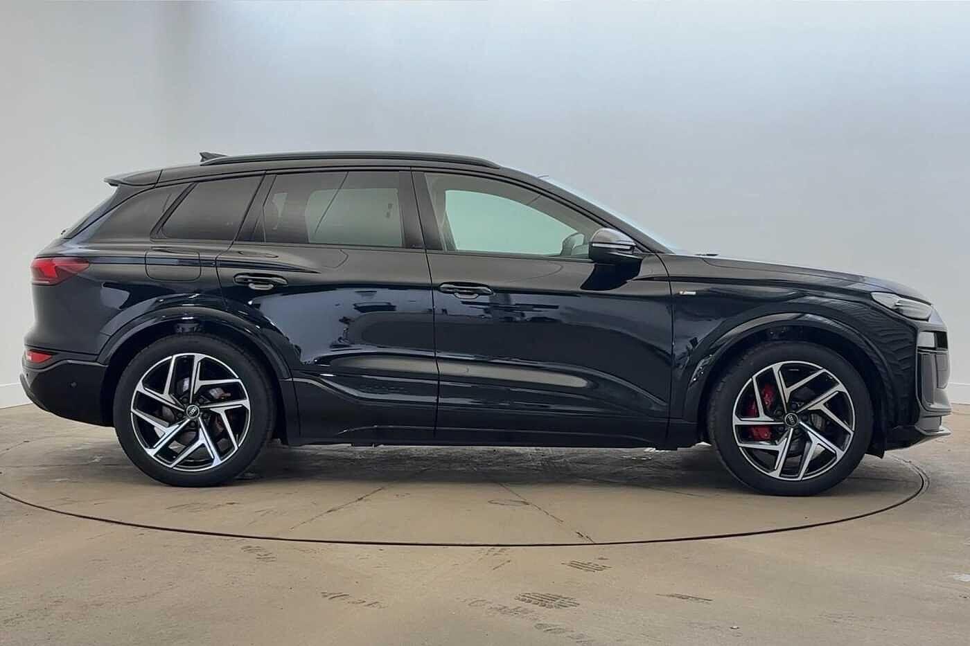 Used Audi Q6 e-tron 2025 for sale - 76836348: Photo 4