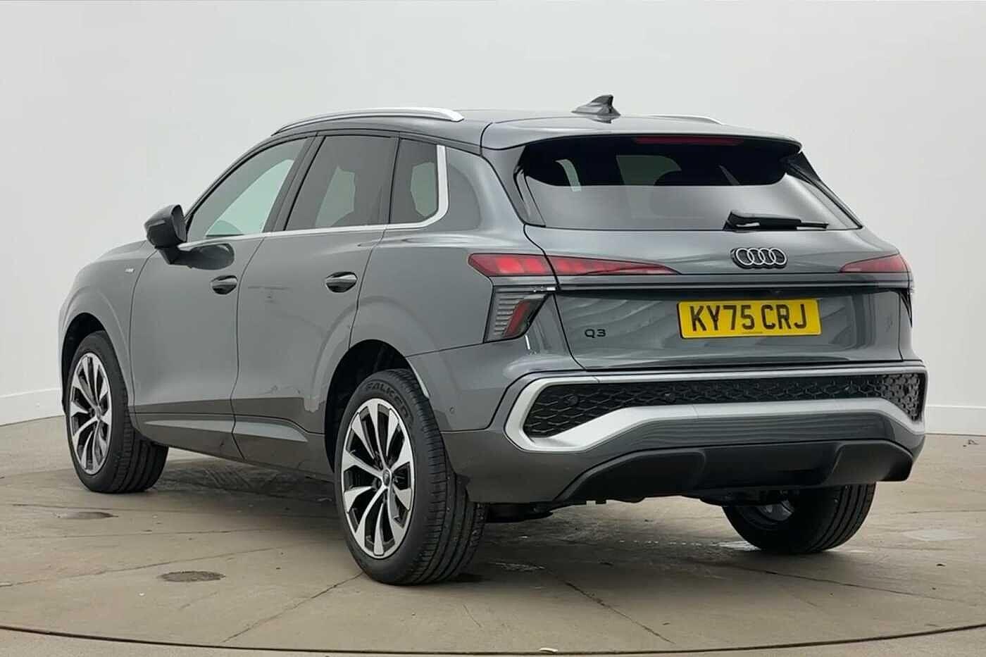 Used Audi Q3 2025 for sale - 78177669: Photo 3