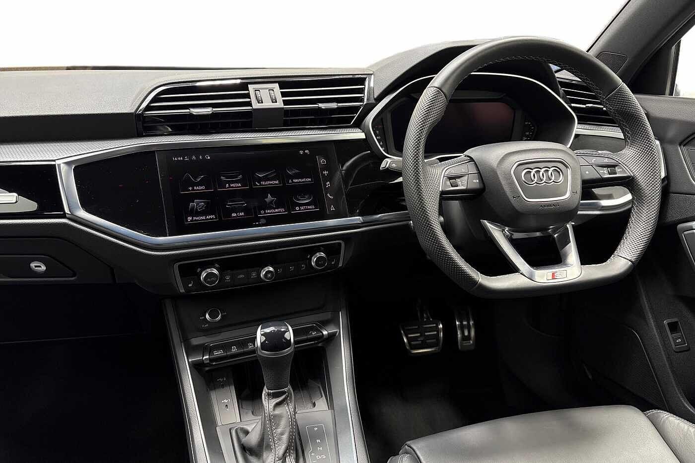 Used Audi Q3 2025 for sale - 76520081: Photo 2