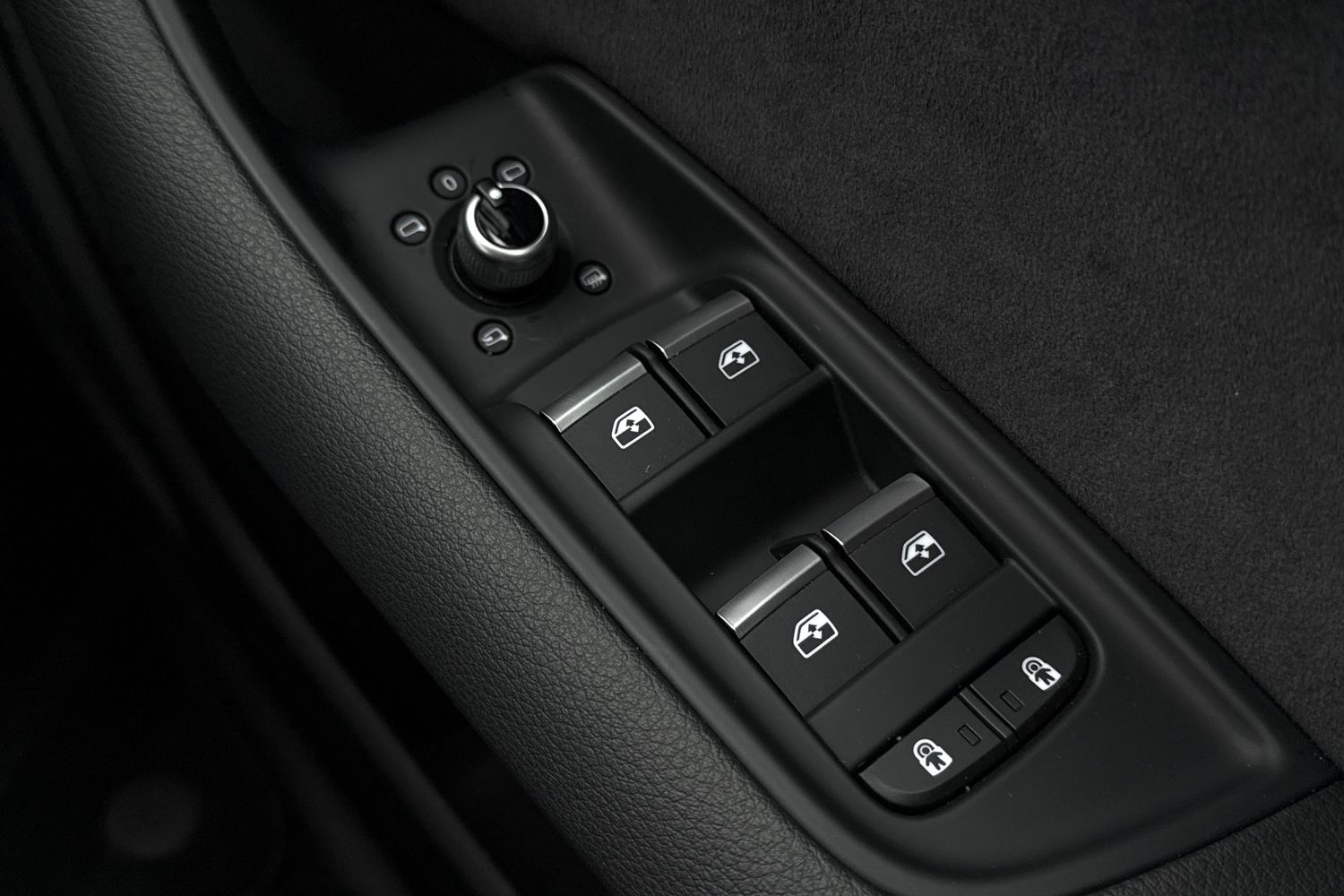 Used Audi Q7 2025 for sale - 77820279: Photo 40