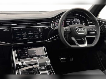 Used Audi Q7 2025 for sale - 77666238: Photo