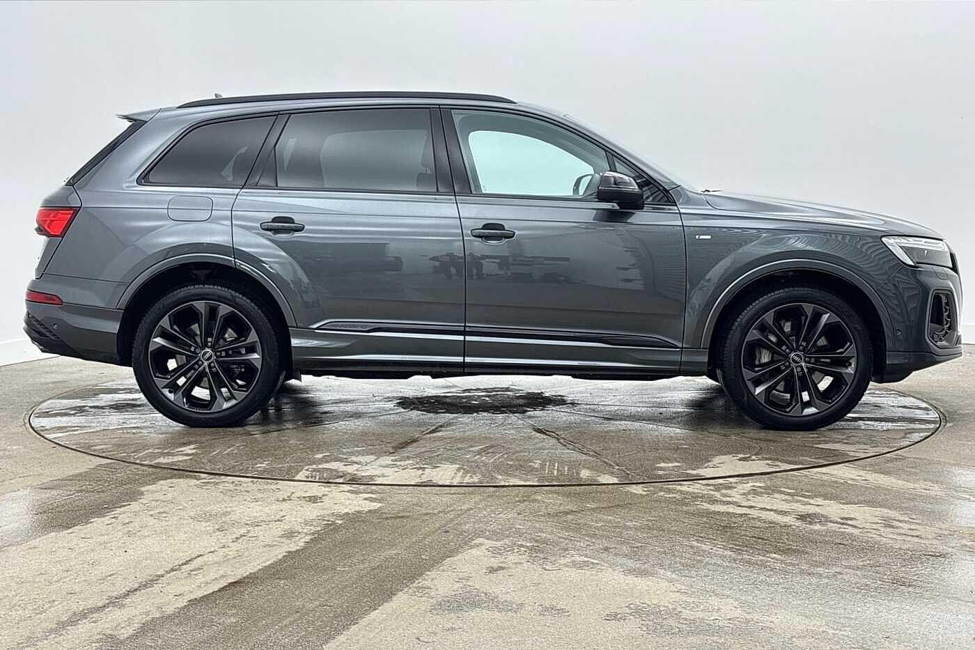 Used Audi Q7 2025 for sale - 77666238: Photo 4