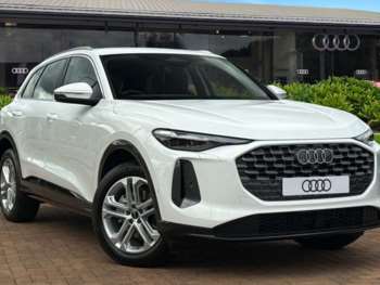 2025 - 2.0 TFSI Sport SUV 5dr Petrol S Tronic quattro Euro 6 (s/s) (204 ps)