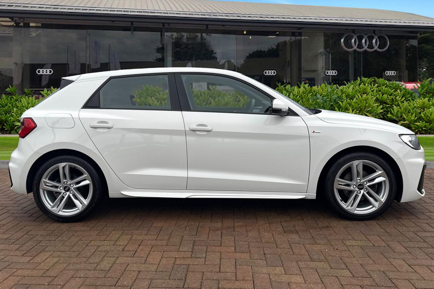 Used Audi A1 2023 for sale - 77340941: Photo 3
