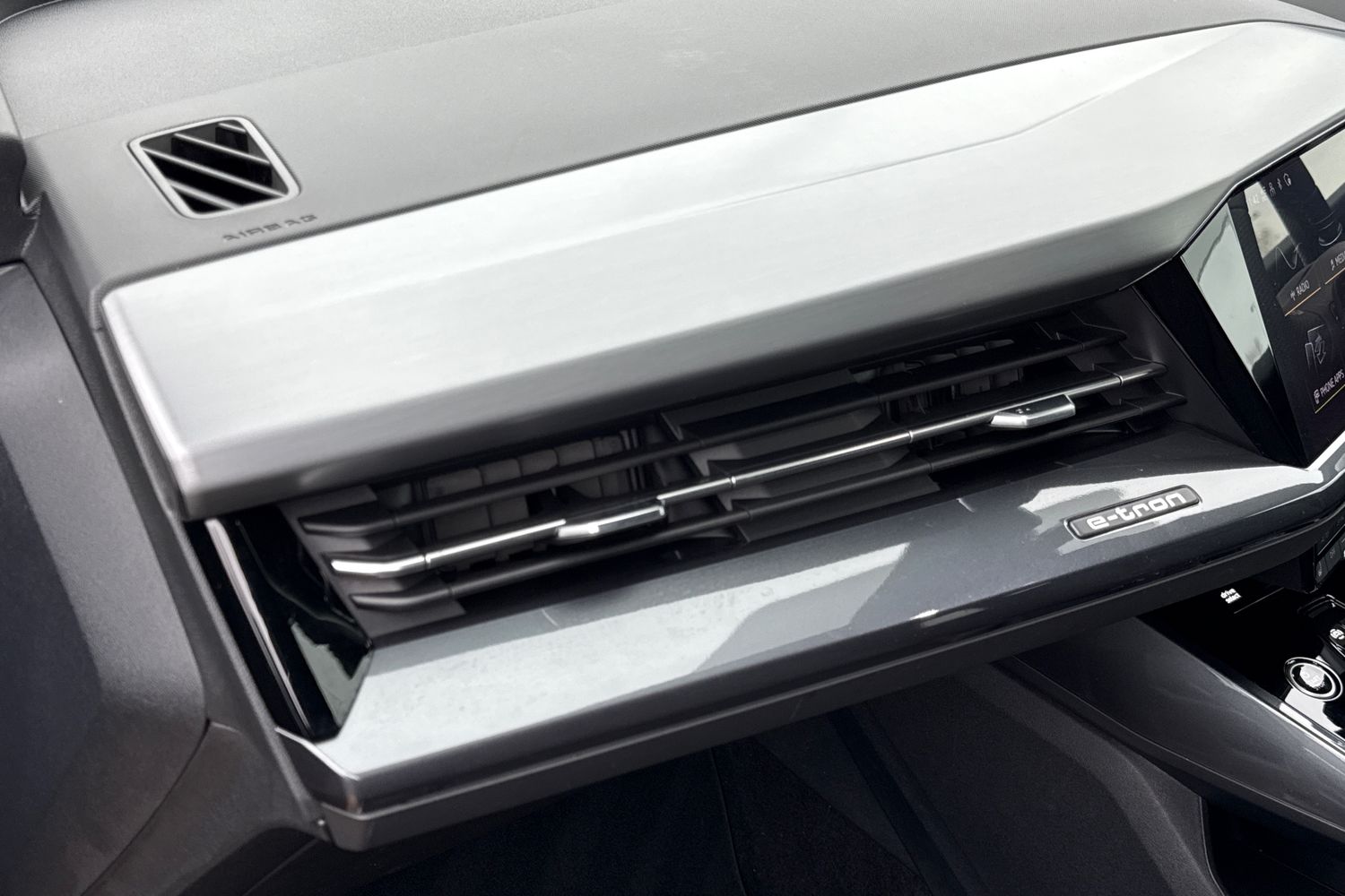 Used Audi Q4 e-tron 2024 for sale - 77787327: Photo 34