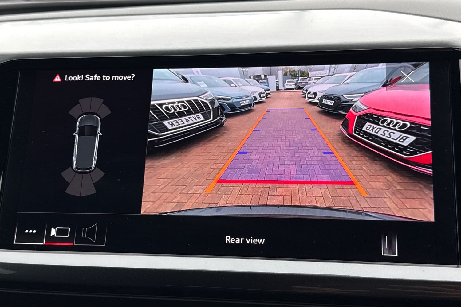 Used Audi Q4 e-tron 2024 for sale - 77787327: Photo 57