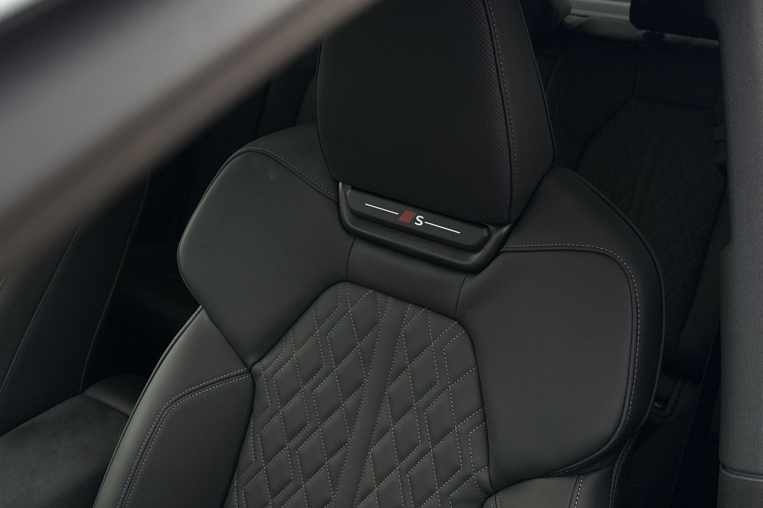 Used Audi Q6 e-tron 2025 for sale - 77996518: Photo 32