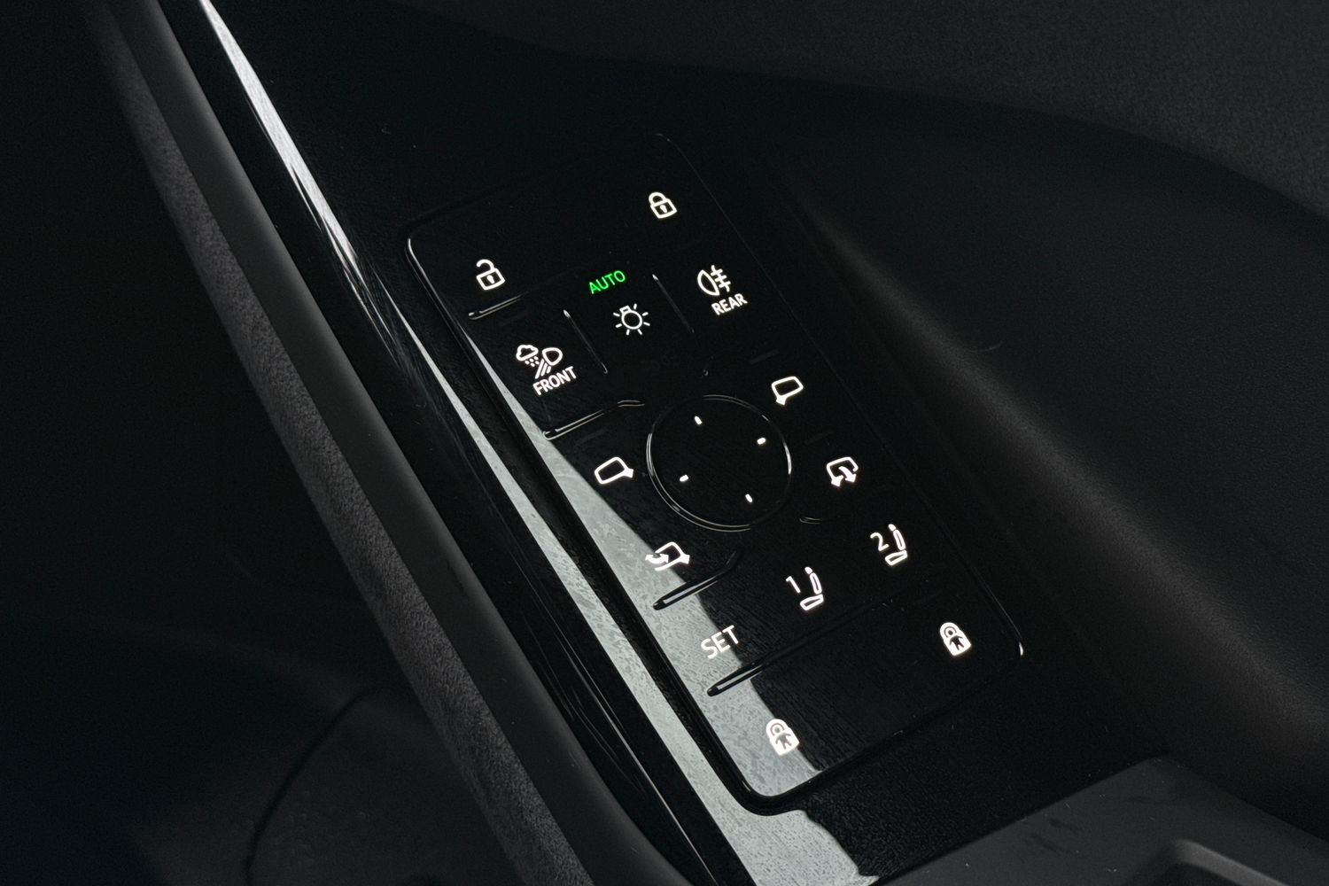 Used Audi Q6 e-tron 2025 for sale - 77996518: Photo 40