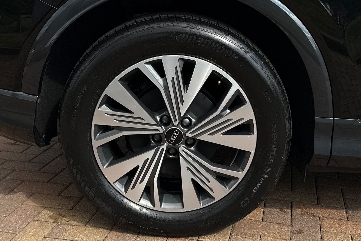 Used Audi Q4 e-tron 2025 for sale - 76526949: Photo 12