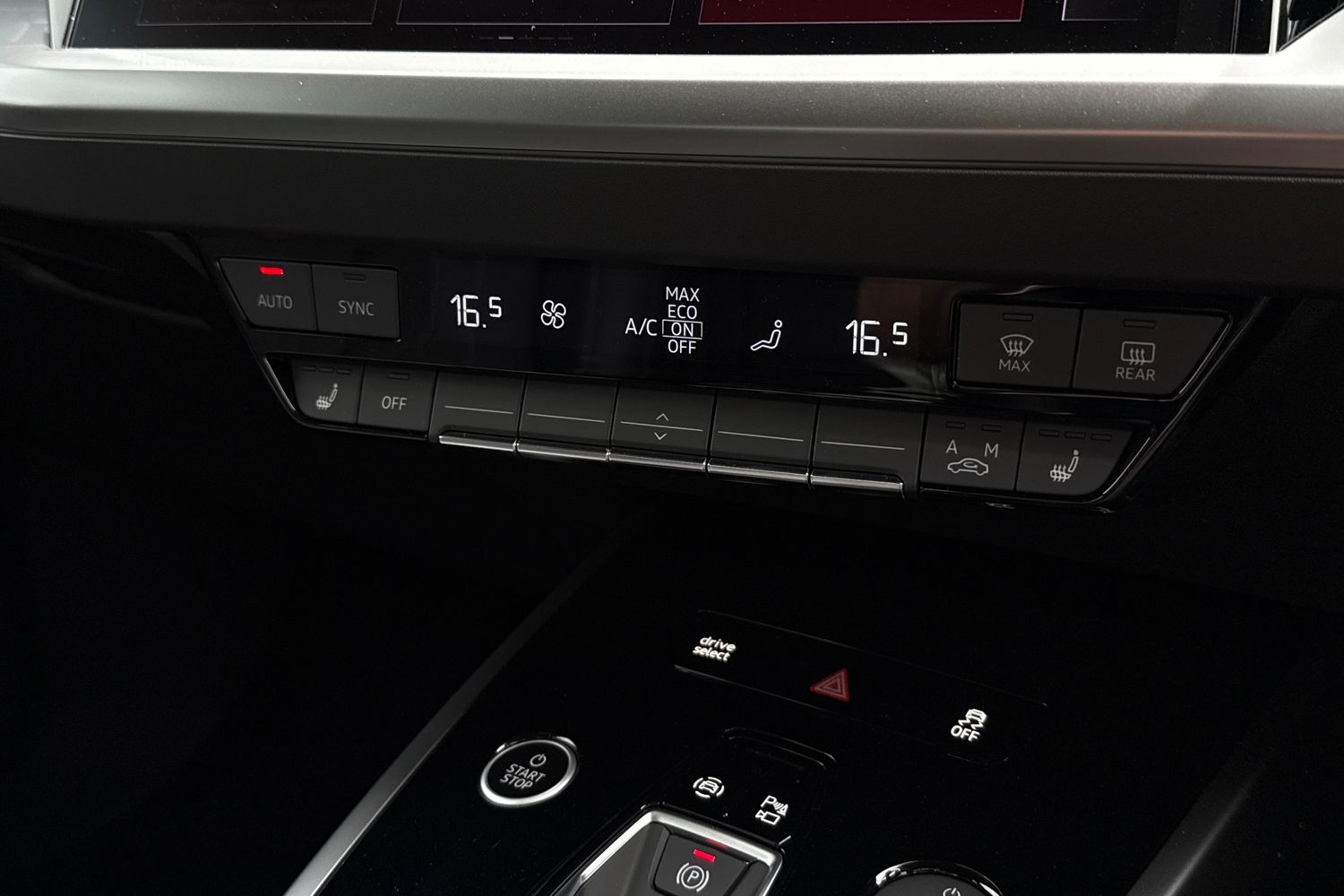 Used Audi Q4 e-tron 2025 for sale - 76526949: Photo 21