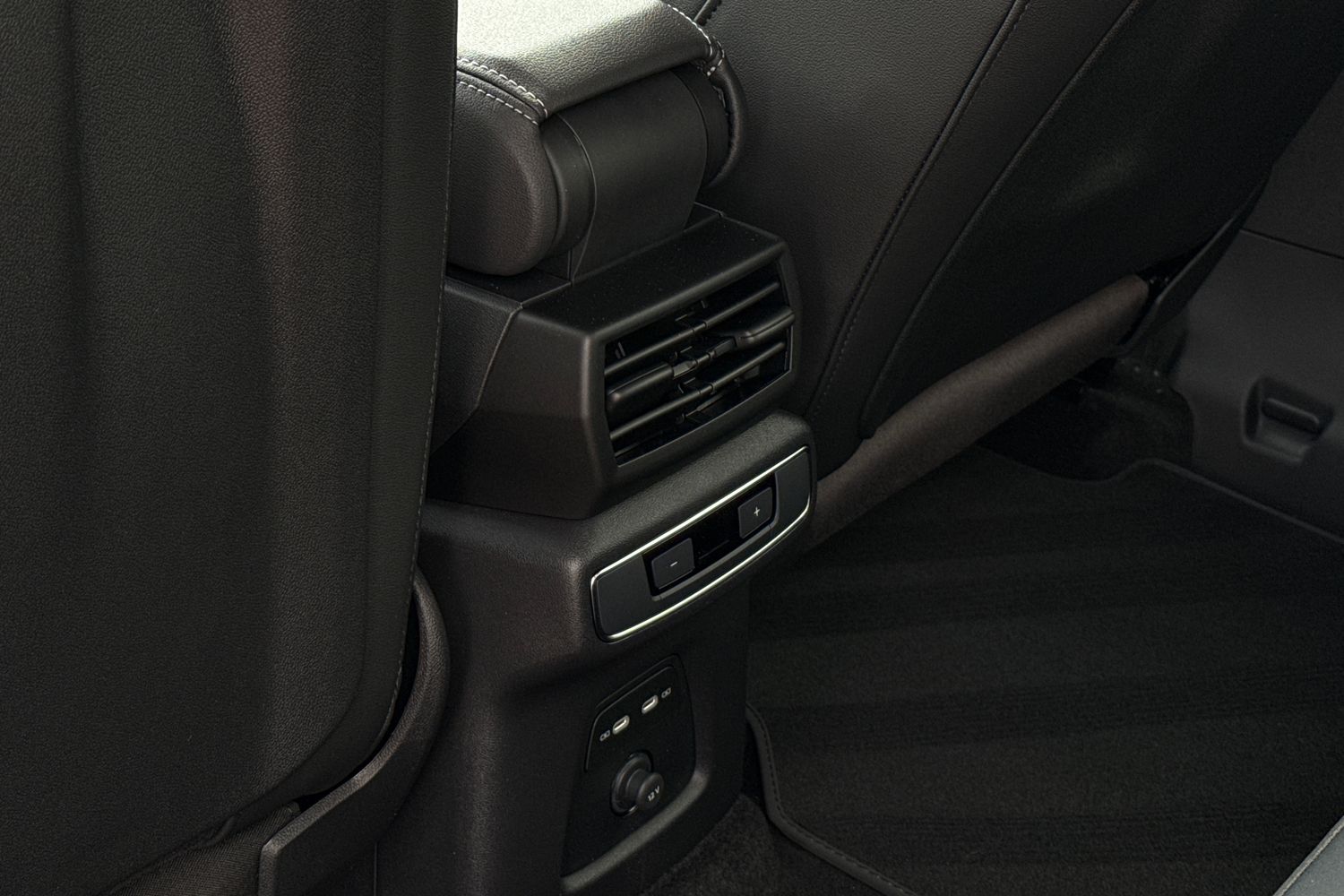 Used Audi Q4 e-tron 2025 for sale - 76526949: Photo 28