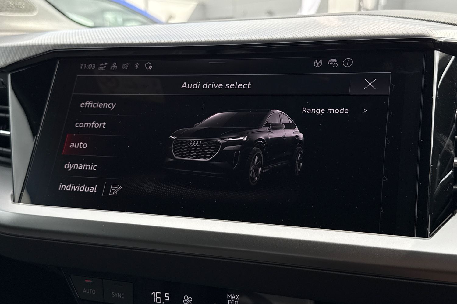 Used Audi Q4 e-tron 2025 for sale - 76526949: Photo 38