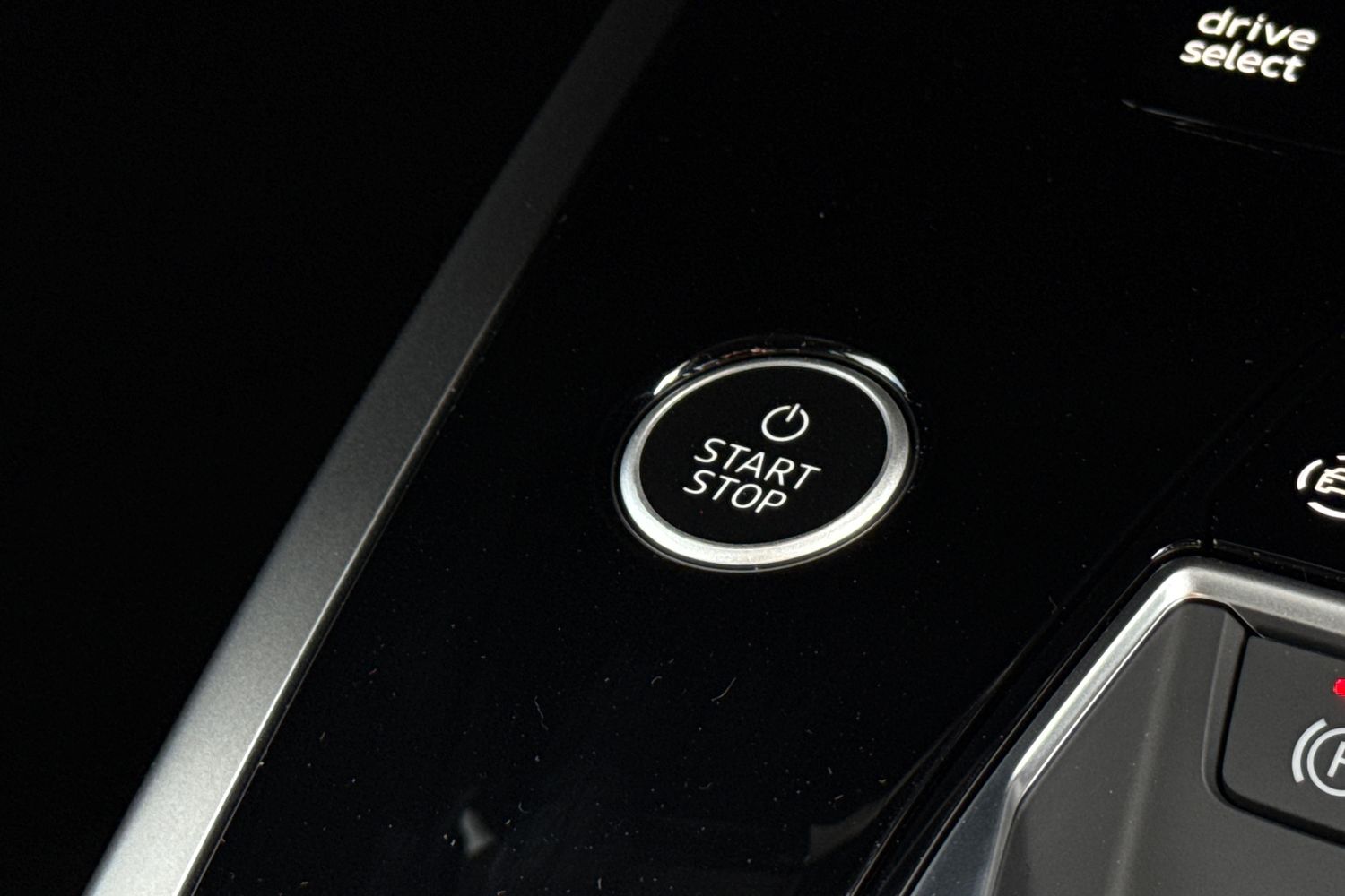 Used Audi Q4 e-tron 2025 for sale - 76526949: Photo 39