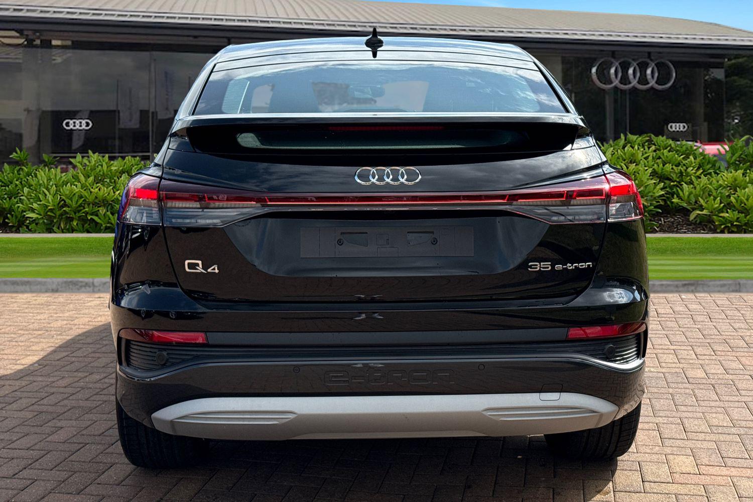 Used Audi Q4 e-tron 2025 for sale - 76526949: Photo 4