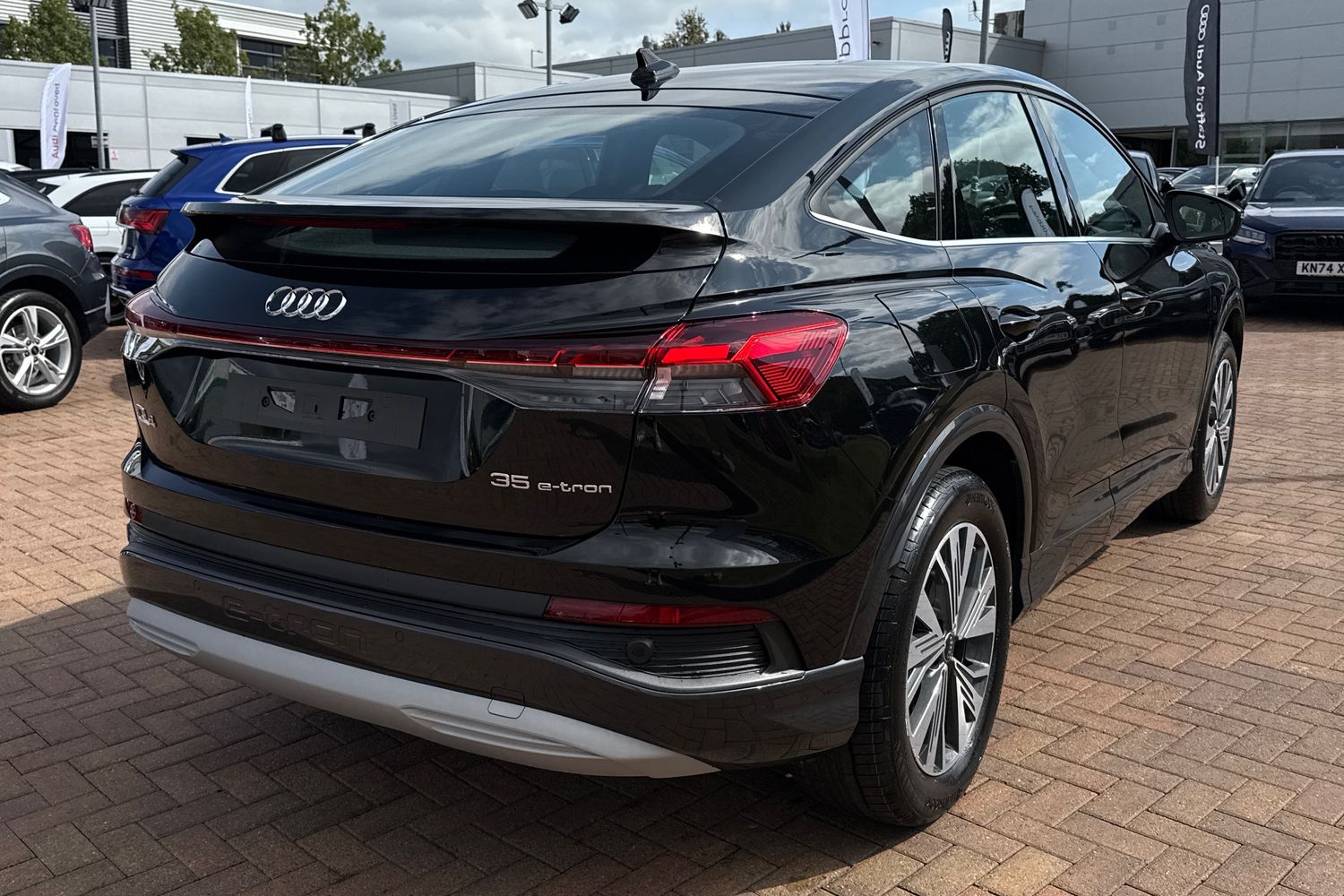 Used Audi Q4 e-tron 2025 for sale - 76526949: Photo 53