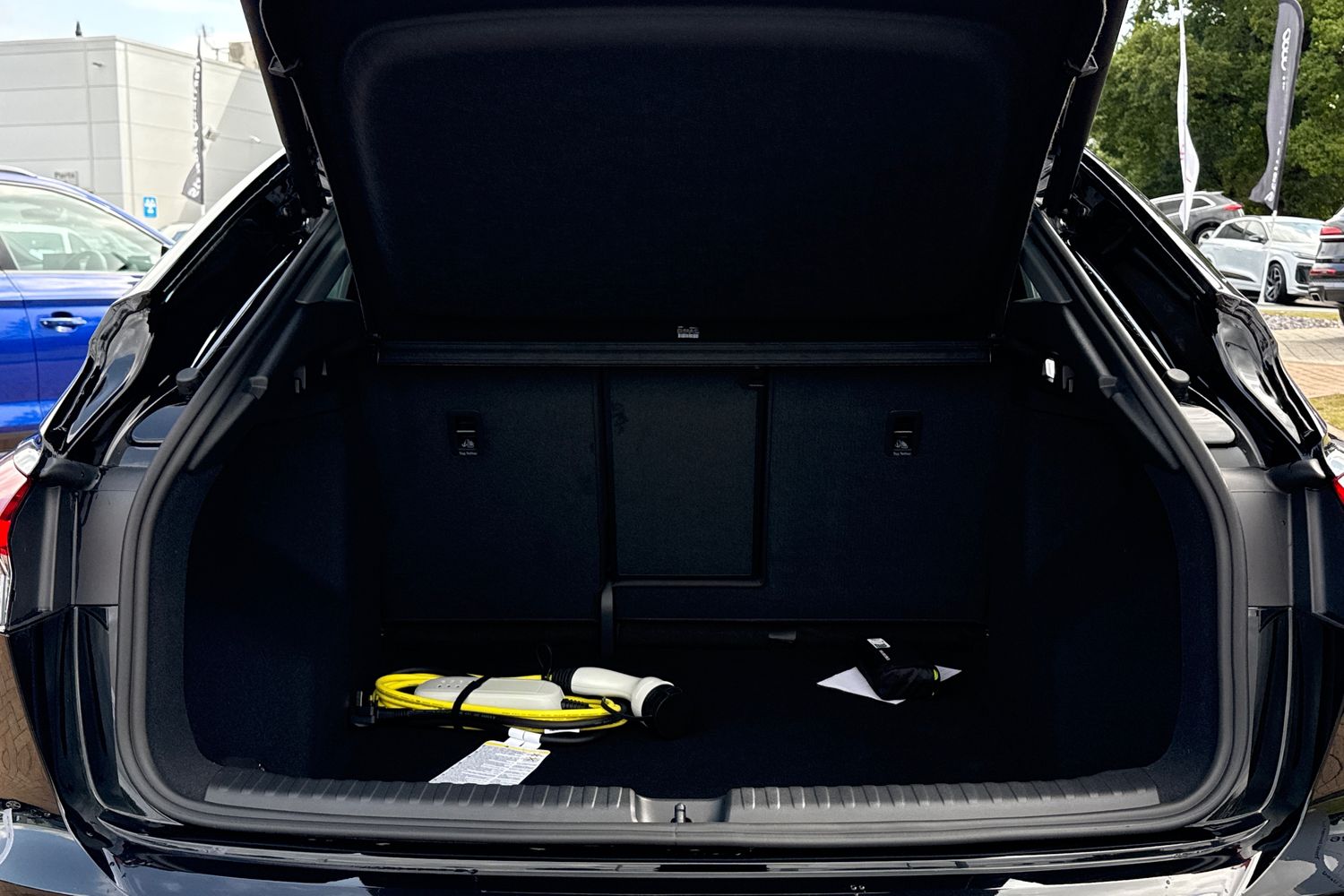 Used Audi Q4 e-tron 2025 for sale - 76526949: Photo 6