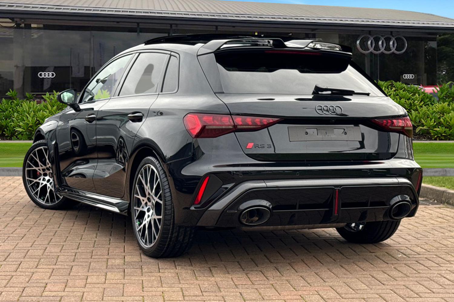 Used Audi RS3 2026 for sale - 77608180: Photo 2