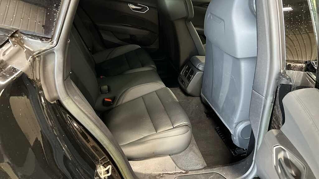 Used Audi e-tron GT 2022 for sale - 77080024: Photo 8