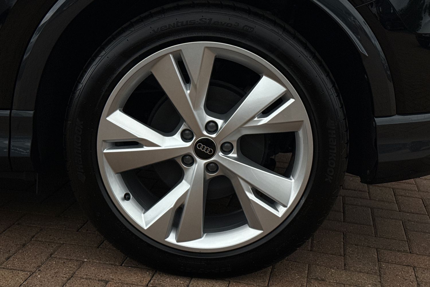 Used Audi Q4 e-tron 2025 for sale - 76526948: Photo 10