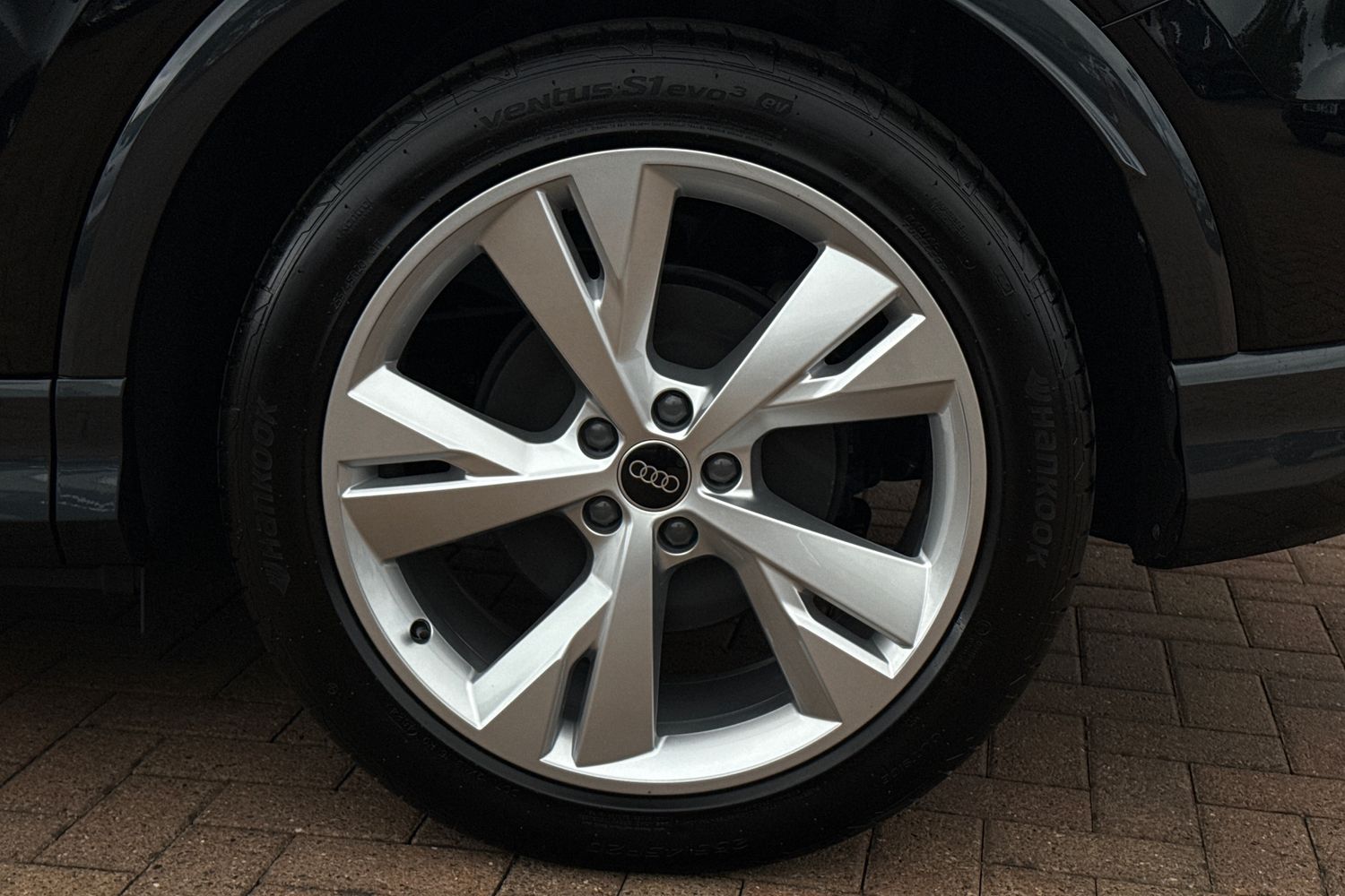 Used Audi Q4 e-tron 2025 for sale - 76526948: Photo 12