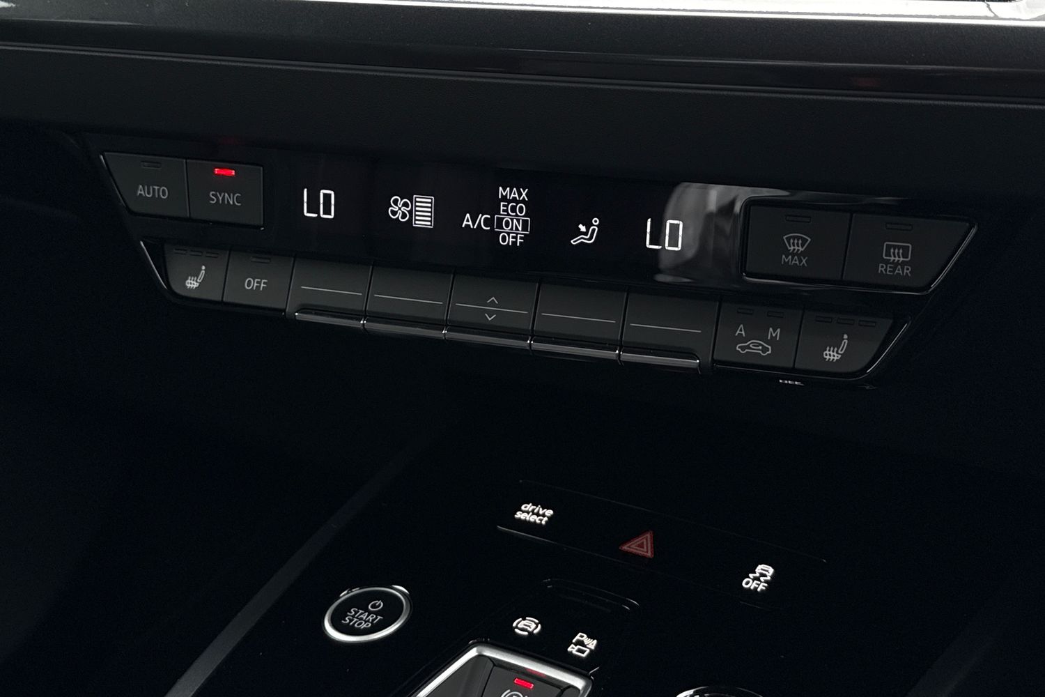 Used Audi Q4 e-tron 2025 for sale - 76526948: Photo 21