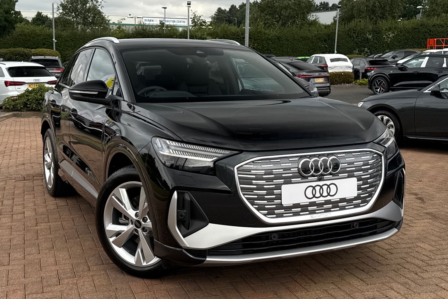 Used Audi Q4 e-tron 2025 for sale - 76526948: Photo 24
