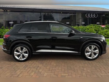 Used Audi Q4 e-tron 2025 for sale - 76526948: Photo