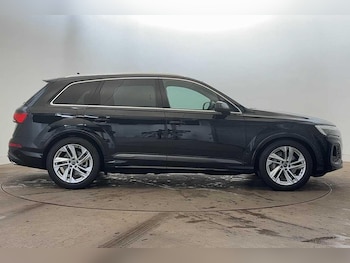 Used Audi Q7 2025 for sale - 75499520: Photo