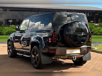 Used Land Rover Defender 110 2023 for sale - 75898689: Photo