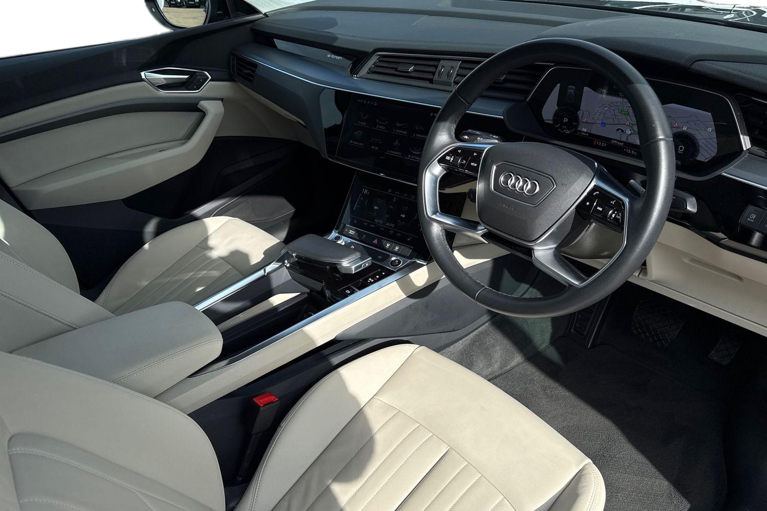Used Audi e-tron 2022 for sale - 76194179: Photo 14