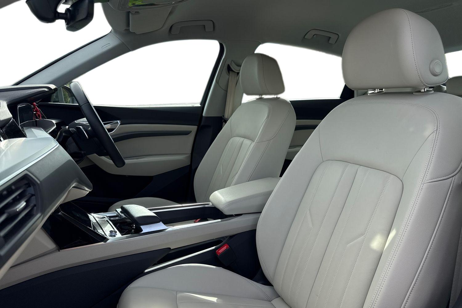 Used Audi e-tron 2022 for sale - 76194179: Photo 16