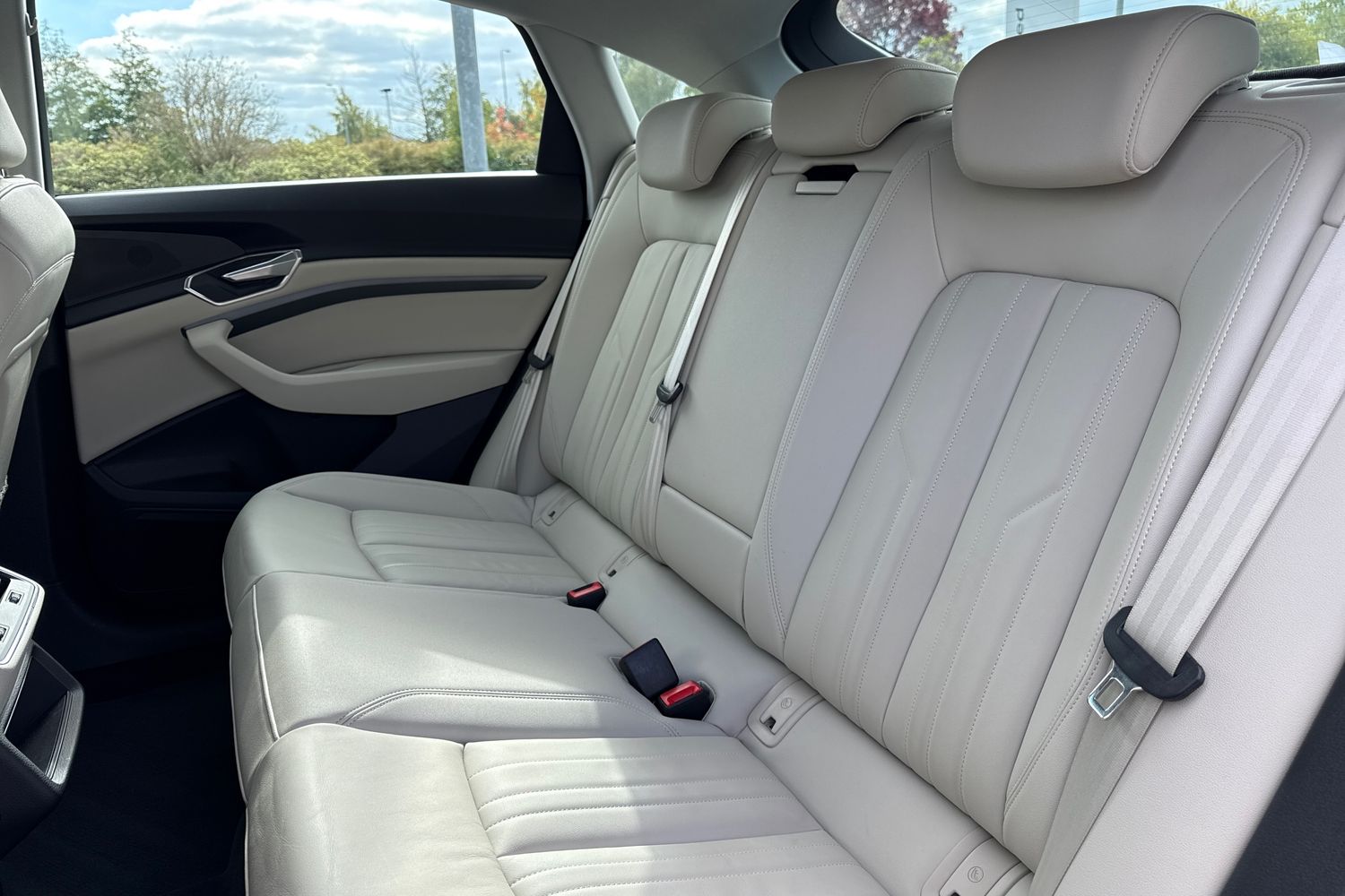 Used Audi e-tron 2022 for sale - 76194179: Photo 19