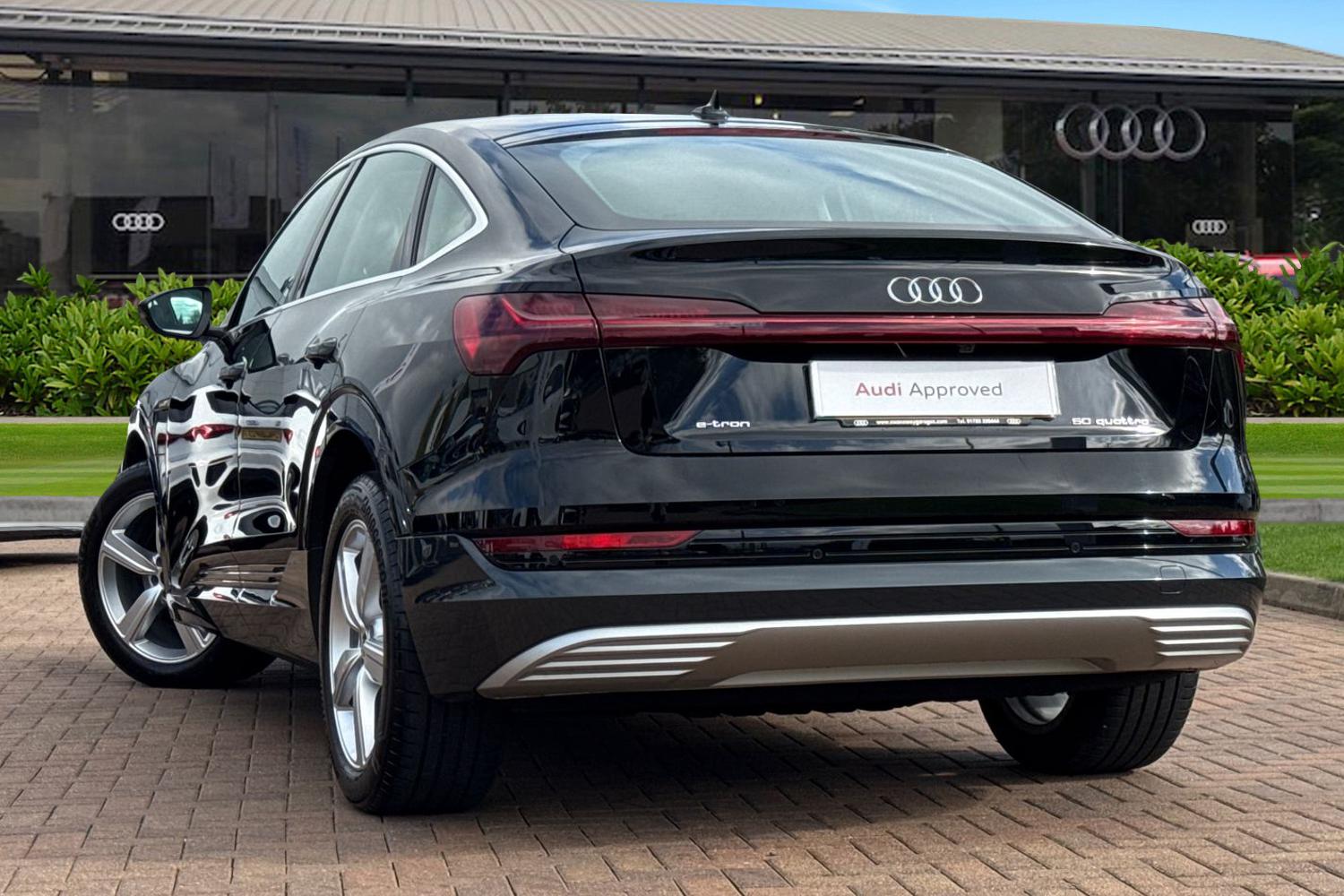 Used Audi e-tron 2022 for sale - 76194179: Photo 2