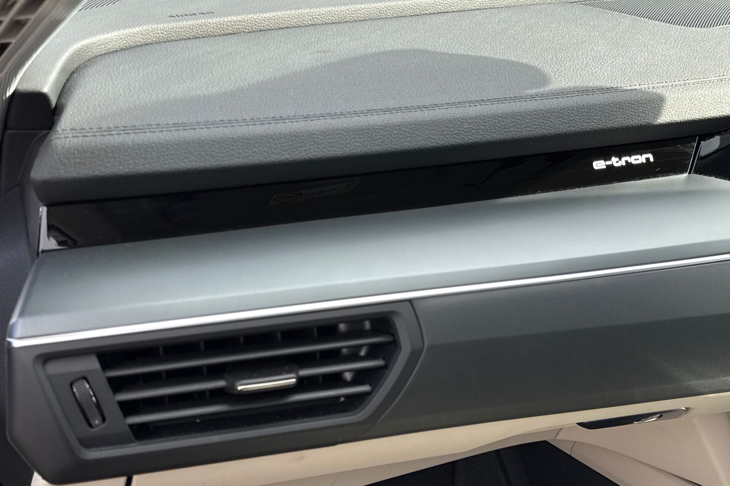 Used Audi e-tron 2022 for sale - 76194179: Photo 33