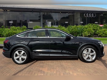 Used Audi e-tron 2022 for sale - 76194179: Photo 3