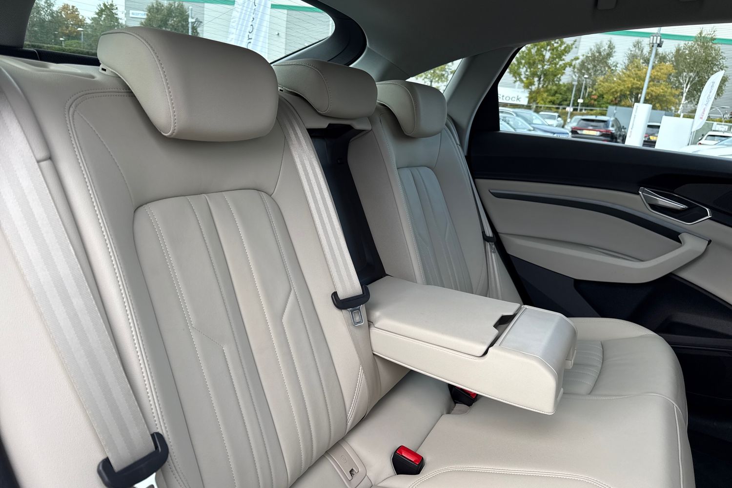 Used Audi e-tron 2022 for sale - 76194179: Photo 41