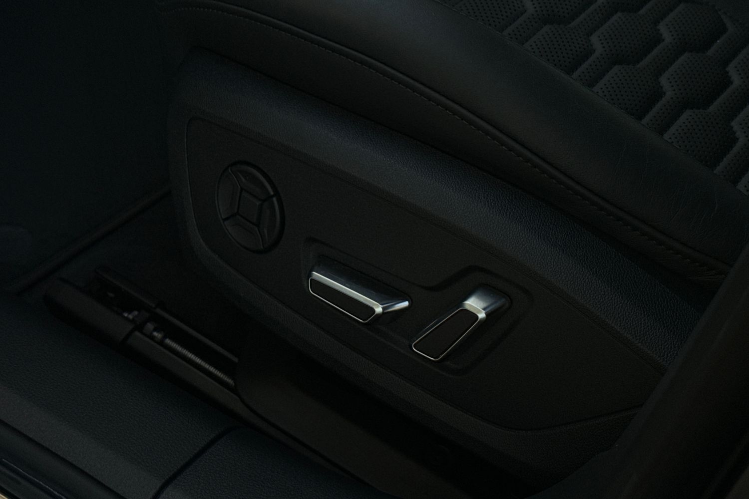 Used Audi RS6 2021 for sale - 76919341: Photo 32