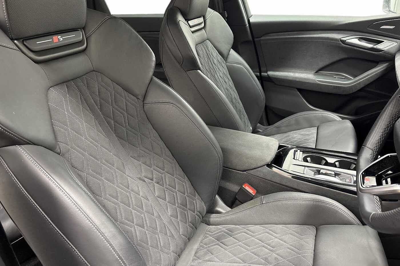 Used Audi Q6 e-tron 2024 for sale - 76590403: Photo 11