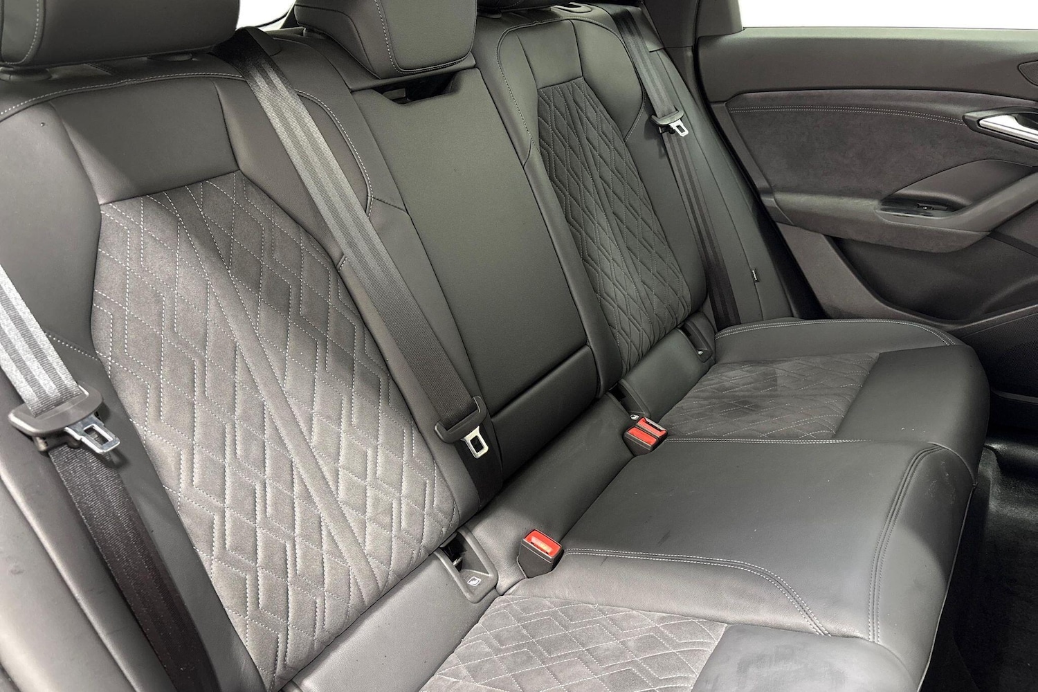 Used Audi Q6 e-tron 2024 for sale - 76590403: Photo 22