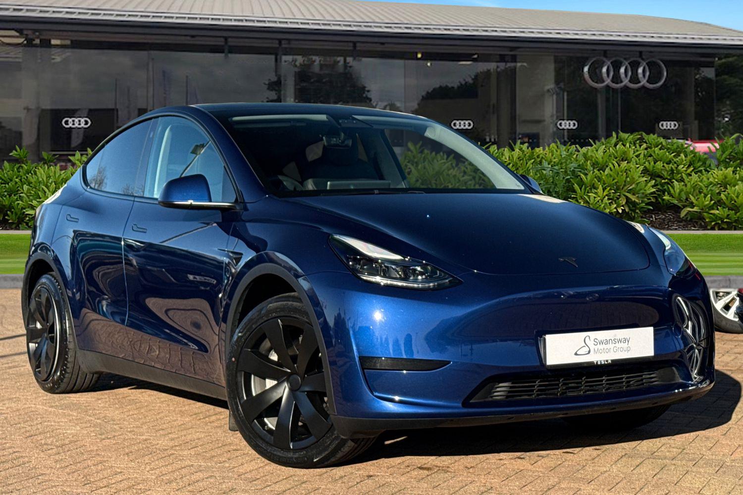 Used Tesla Model Y 2023 for sale - 76641768: Photo 1