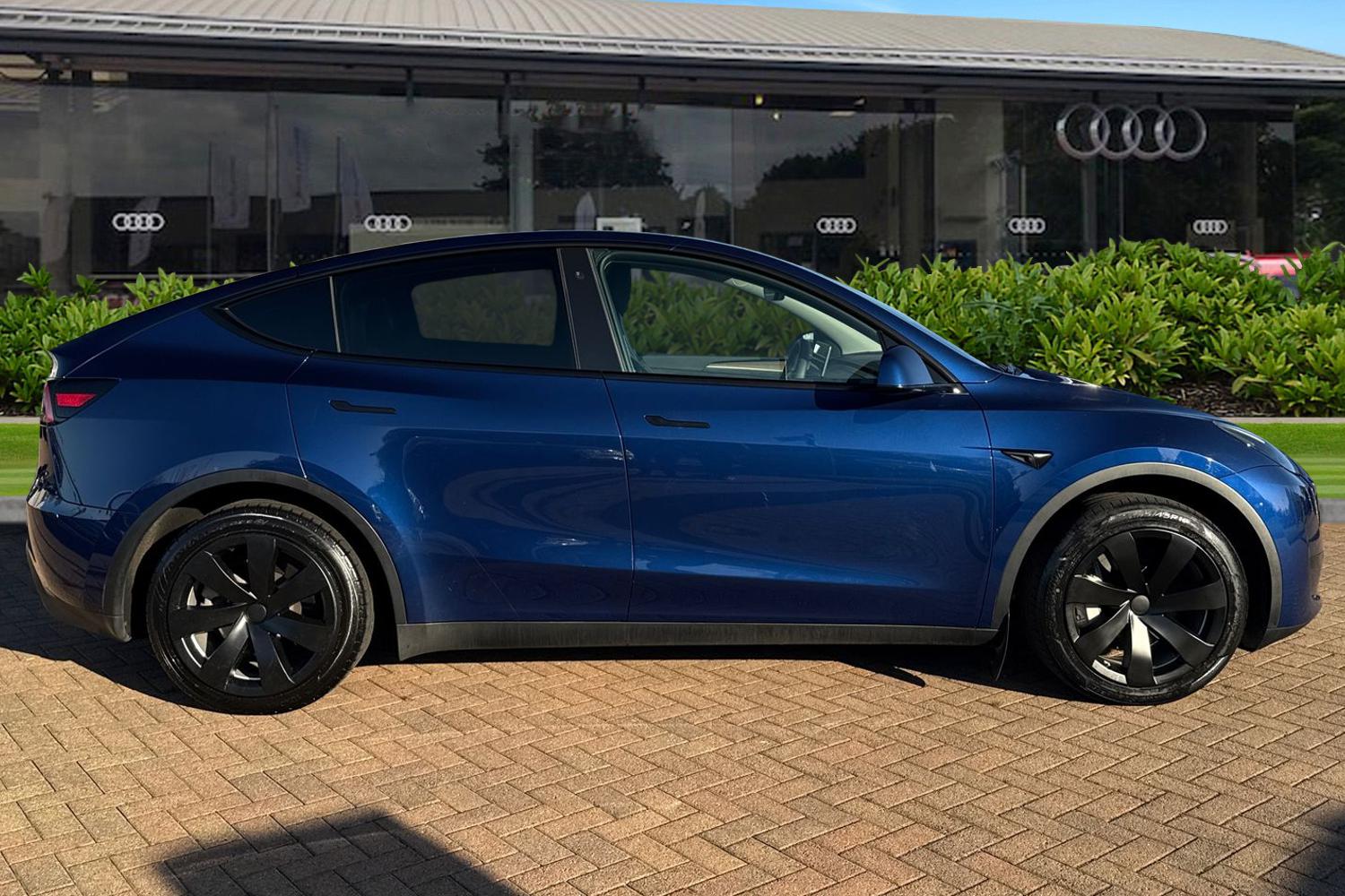 Used Tesla Model Y 2023 for sale - 76641768: Photo 3