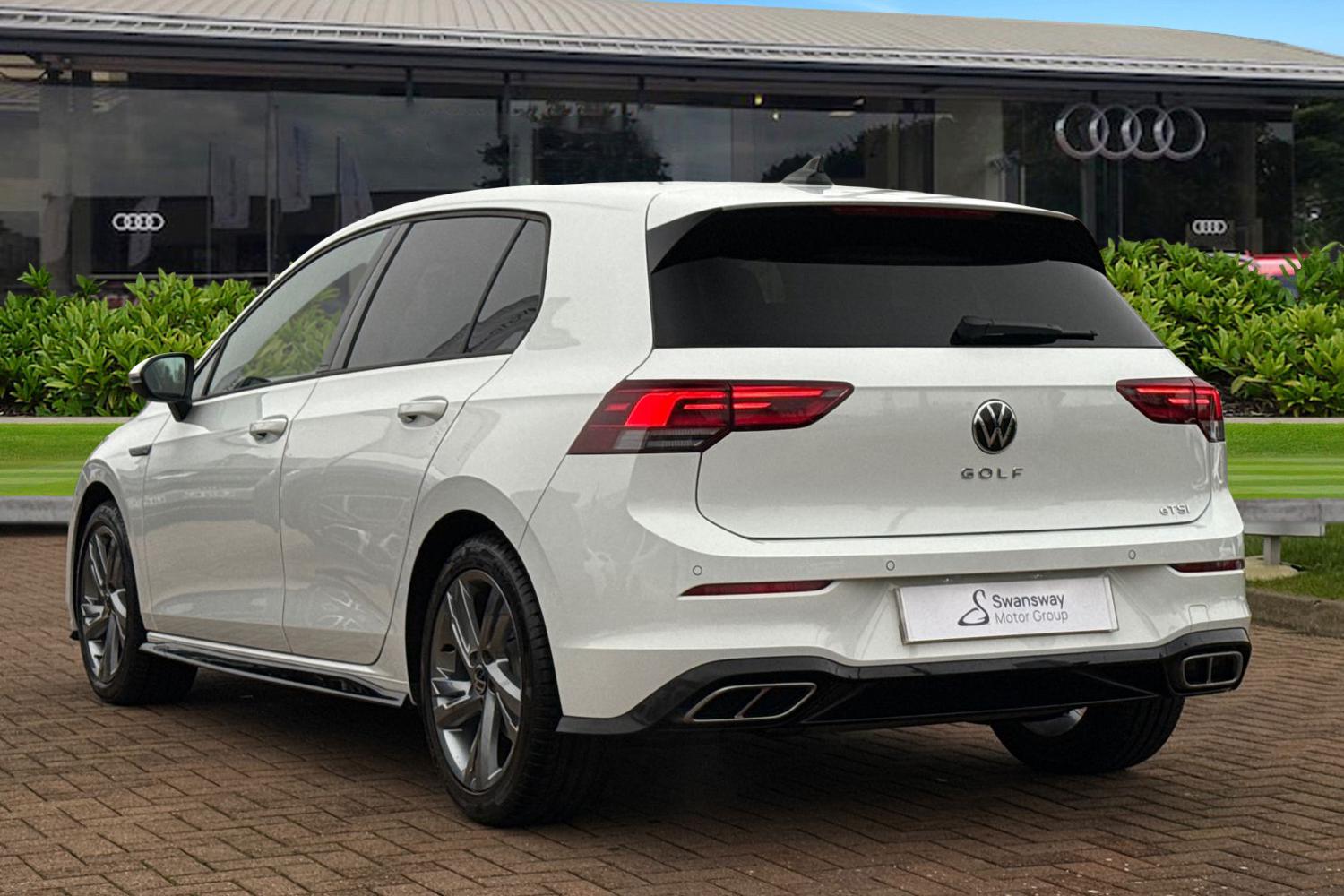 Used Volkswagen Golf 2023 for sale - 77327469: Photo 2