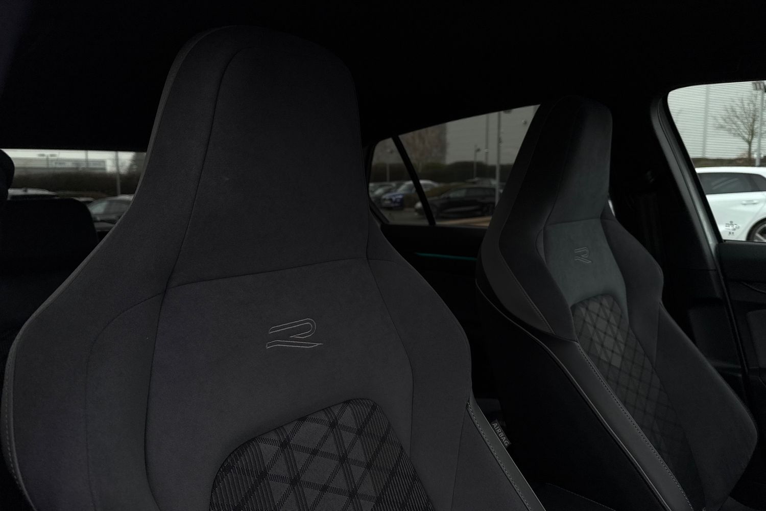 Used Volkswagen Golf 2023 for sale - 77327469: Photo 24