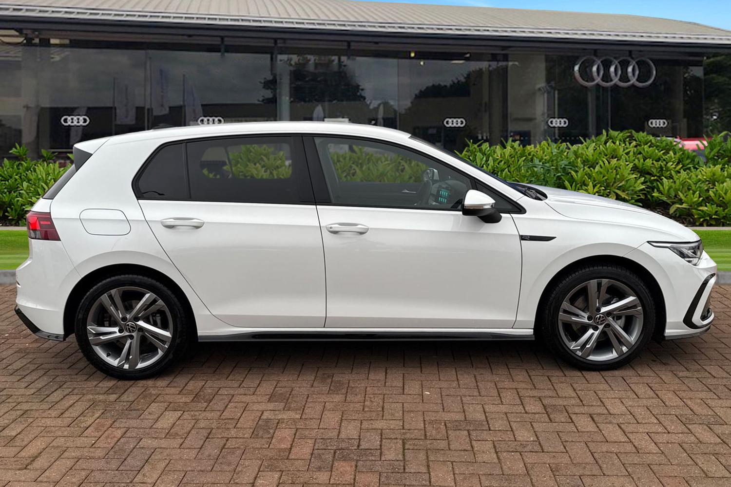 Used Volkswagen Golf 2023 for sale - 77327469: Photo 3