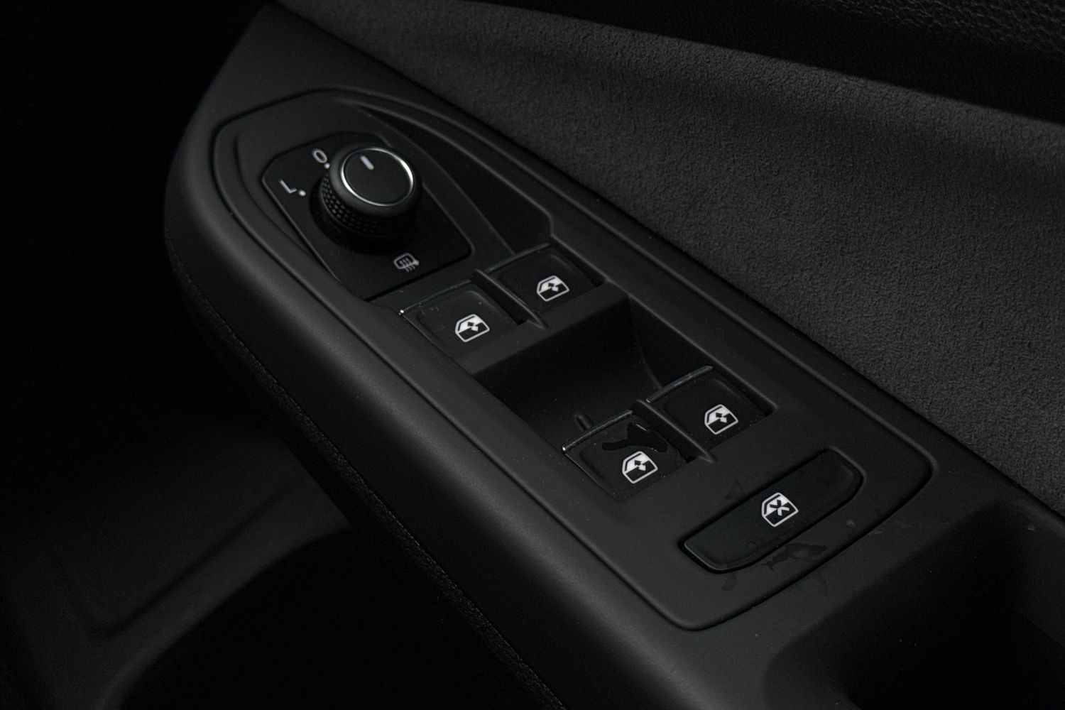 Used Volkswagen Golf 2023 for sale - 77327469: Photo 38