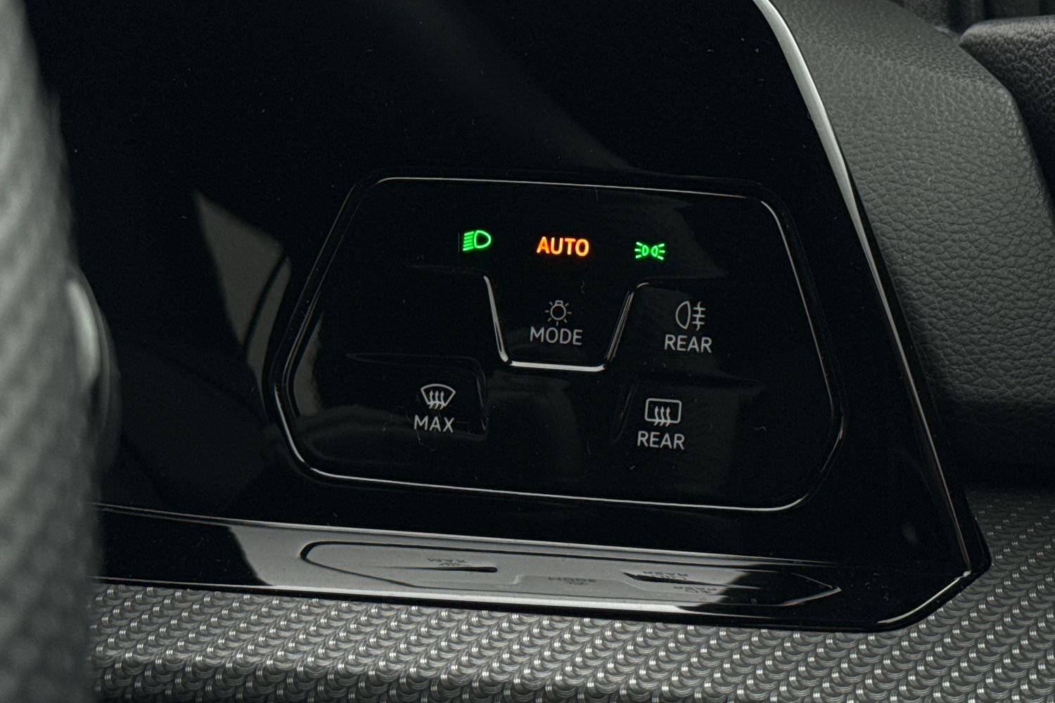 Used Volkswagen Golf 2023 for sale - 77327469: Photo 44