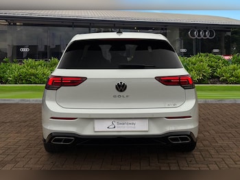 Used Volkswagen Golf 2023 for sale - 77327469: Photo