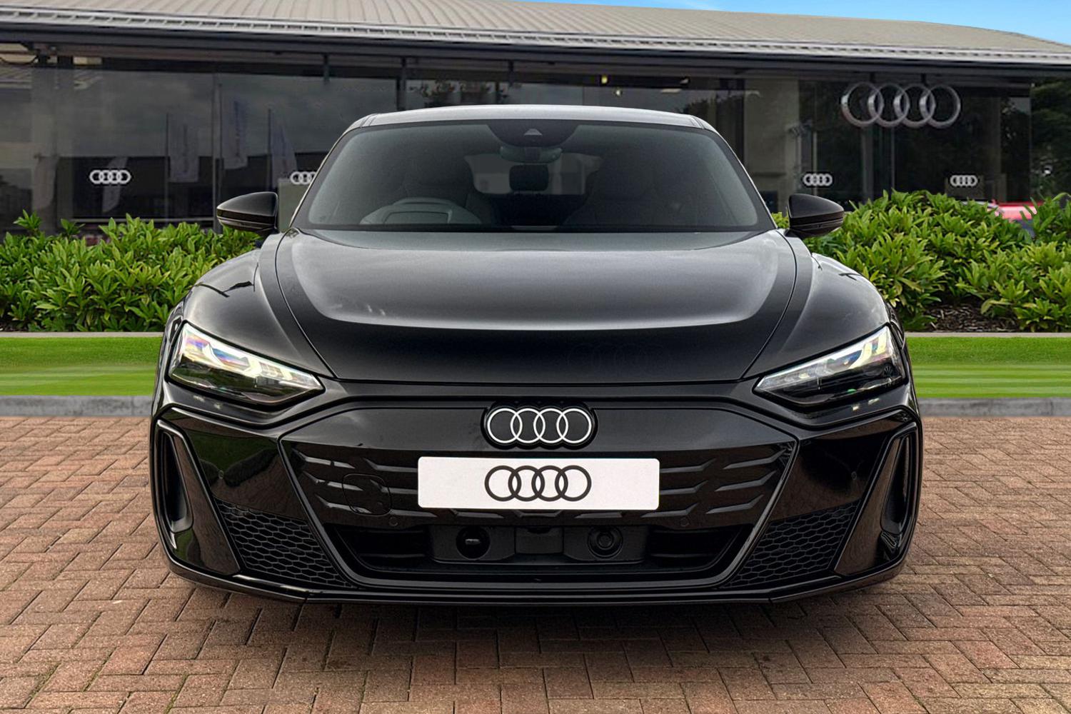 Used Audi e-tron GT 2025 for sale - 76654329: Photo 5