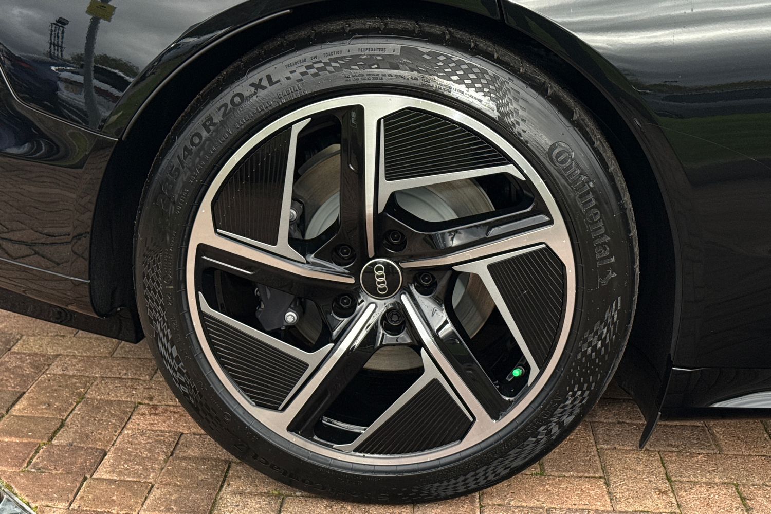 Used Audi e-tron GT 2025 for sale - 76438873: Photo 11